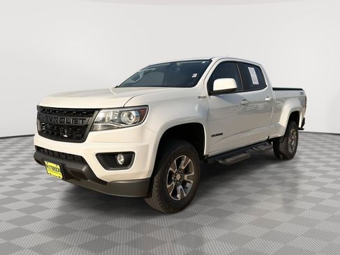 Used 2019 Chevrolet Colorado Z71 AWD/4WD image 4