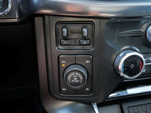 Used 2025 Ford F150 Raptor AWD/4WD image 23