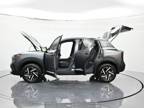 New 2026 Nissan Kicks SV image 45