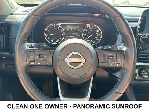 Used 2025 Nissan Pathfinder SL w/ SL Premium Package image 5