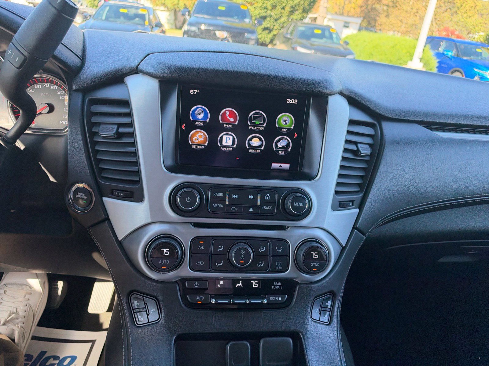 Used 2016 GMC Yukon SLT AWD/4WD image 11