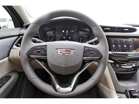 New 2025 Cadillac XT6 Premium Luxury w/ Technology Package image 14