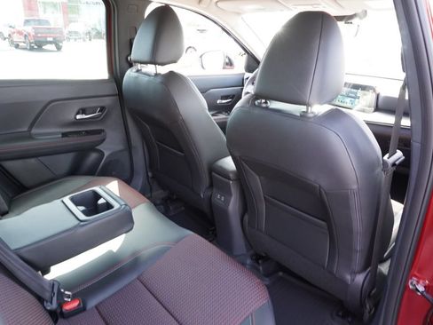 Used 2025 Nissan Kicks SR w/ Interior Electronics Package FWD image 10