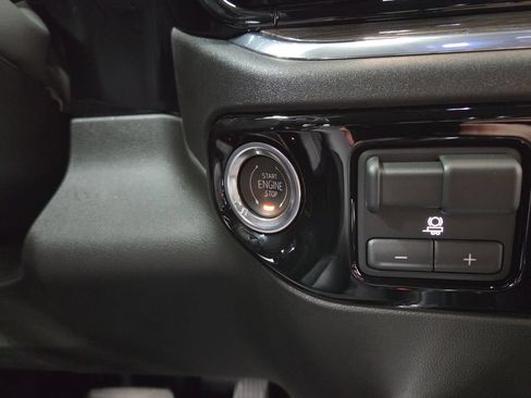 Certified 2023 Chevrolet Silverado 1500 LTZ w/ Technology Package AWD/4WD image 16