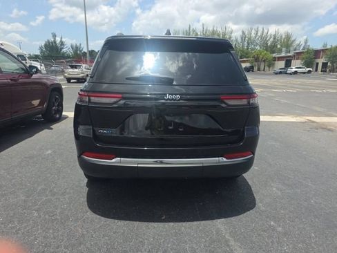 Used 2022 Jeep Grand Cherokee Limited 4xe AWD/4WD image 4