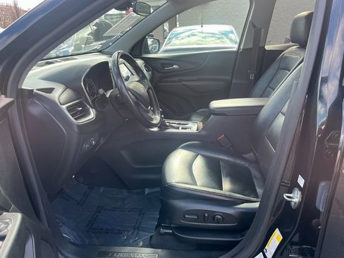 Used 2022 Chevrolet Equinox LT image 9