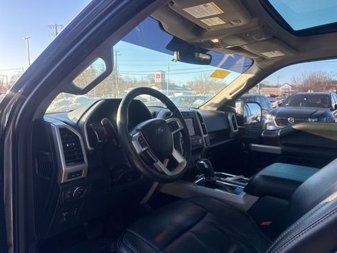Used 2018 Ford F150 Lariat image 8