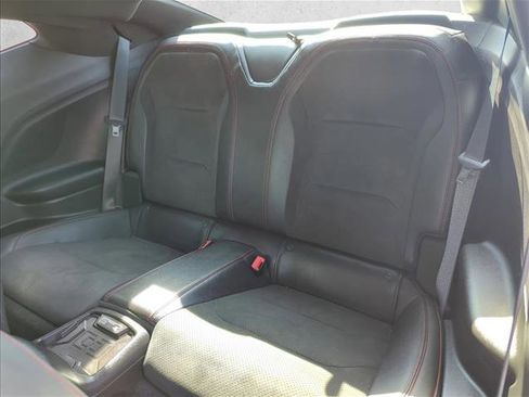 Used 2018 Chevrolet Camaro ZL1 image 21