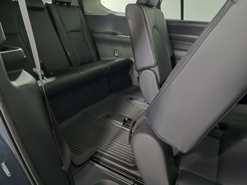 New 2026 Toyota Grand Highlander Limited image 46