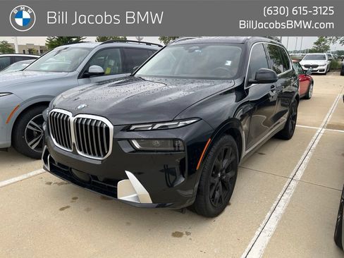 Used 2025 BMW X7 xDrive40i w/ Parking Assistance Package AWD/4WD image 1