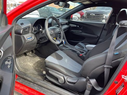 Used 2019 Hyundai Veloster 2.0 image 5