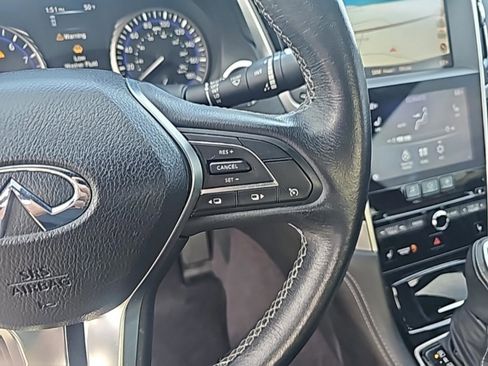 Used 2019 INFINITI Q60 3.0t Luxe w/ Essential Package image 13