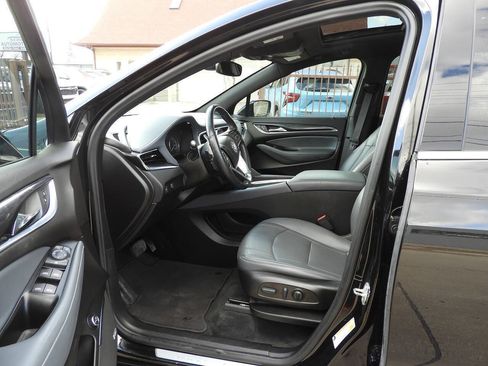 Used 2022 Buick Enclave Essence w/ Experience Buick Package FWD image 13