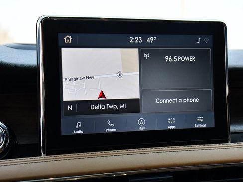 Used 2021 Lincoln Corsair Reserve w/ Equipment Group 201A image 31