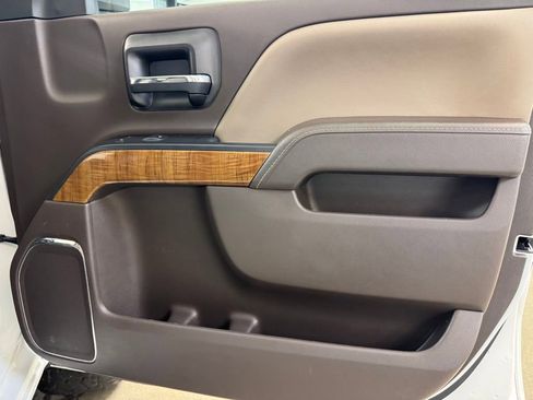 Used 2017 GMC Sierra 1500 SLT w/ Suspension Package, Off-Road image 27