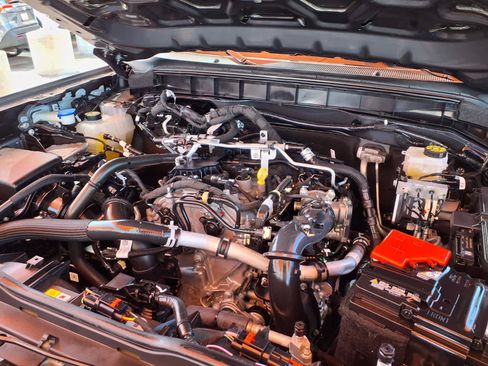 Used 2025 Ford Bronco Big Bend AWD/4WD image 8