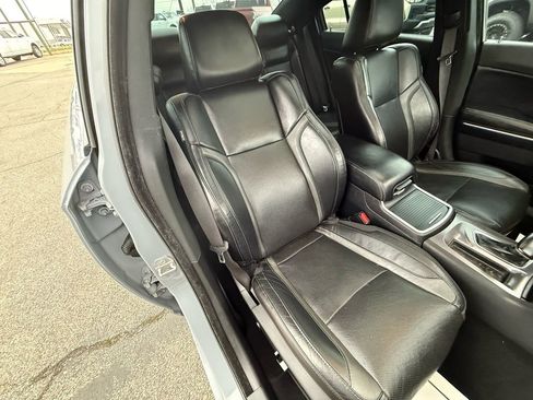 Used 2021 Dodge Charger SXT w/ Leather Interior Group image 18