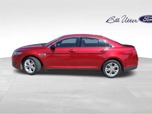 Used 2016 Ford Taurus SEL FWD image 8