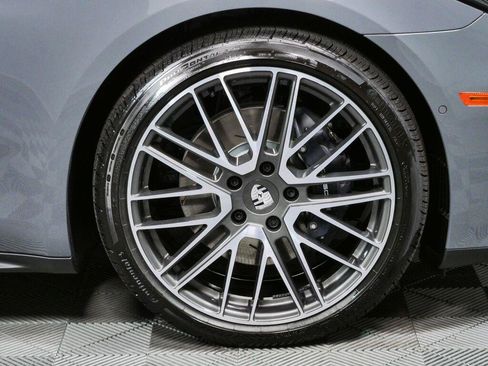 New 2026 Porsche Panamera image 39