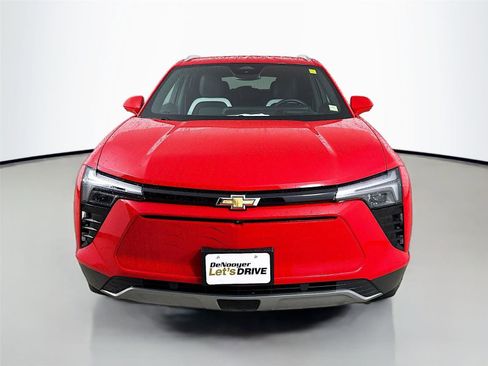Used 2024 Chevrolet Blazer EV LT AWD/4WD image 4
