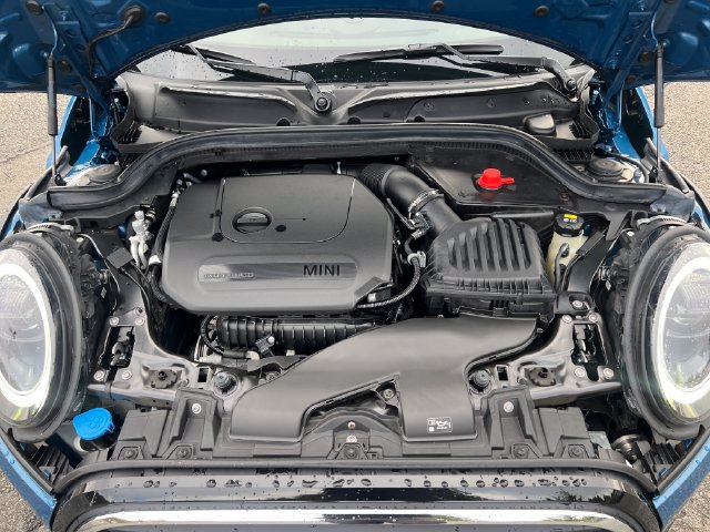 Used 2022 MINI Cooper 2-Door Hardtop FWD image 28