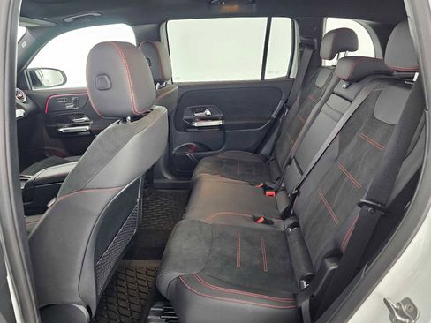 Certified 2025 Mercedes-Benz GLB 250 image 17