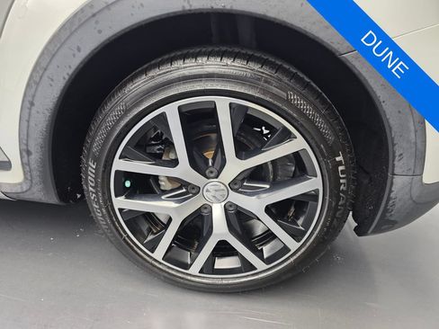 Used 2018 Volkswagen Beetle 2.0T Dune FWD image 15