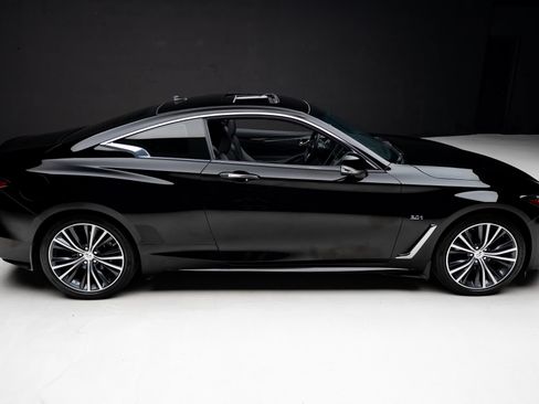 Used 2019 INFINITI Q60 3.0t Luxe AWD/4WD image 36