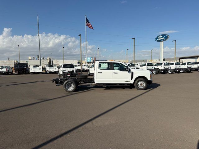 New 2027 Ford F350 XL RWD image 2