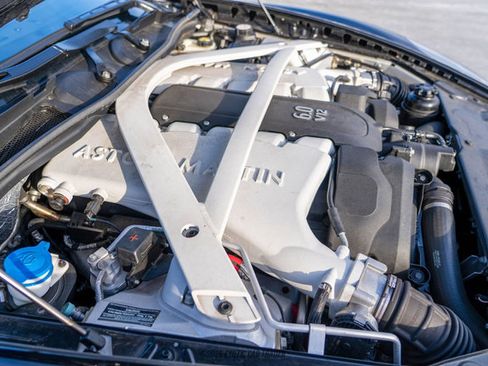 Used 2016 Aston Martin Rapide S RWD image 18