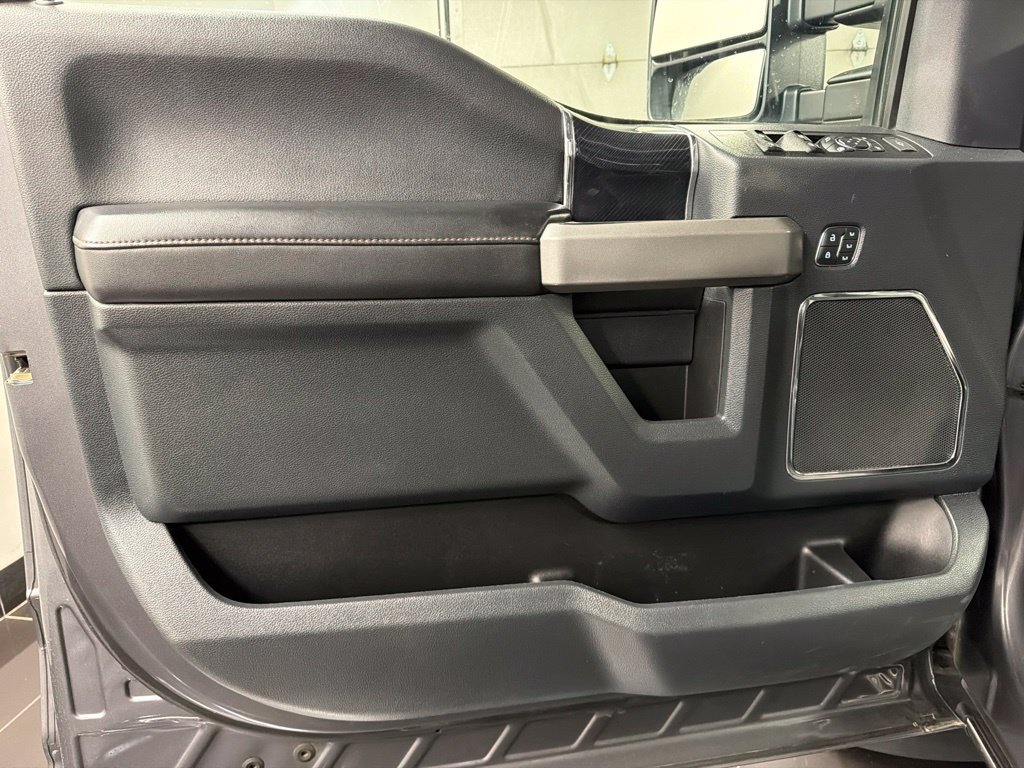 Used 2022 Ford F350 Platinum AWD/4WD image 30