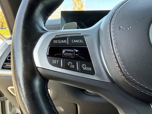 Used 2023 BMW X7 M60i image 36