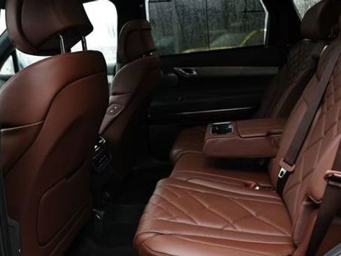 Certified 2026 Genesis GV80 3.5T Prestige image 27