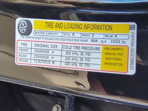 Used 2018 GMC Acadia Denali w/ Technology Package image 16