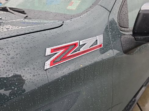 Used 2025 Chevrolet Silverado 1500 LT w/ Z71 Off-Road Package image 35