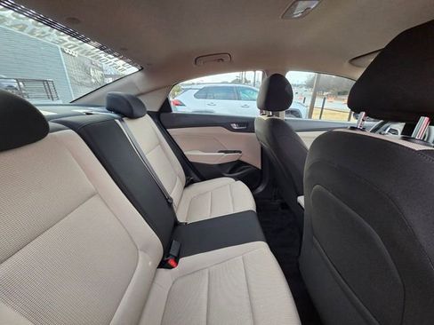 Certified 2022 Hyundai Accent SEL image 11