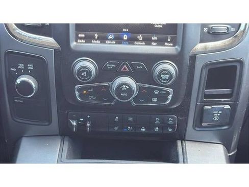 Used 2018 RAM 2500 Laramie w/ Sport Appearance Group AWD/4WD image 25