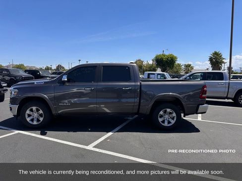 Used 2022 RAM 1500 Laramie AWD/4WD image 2