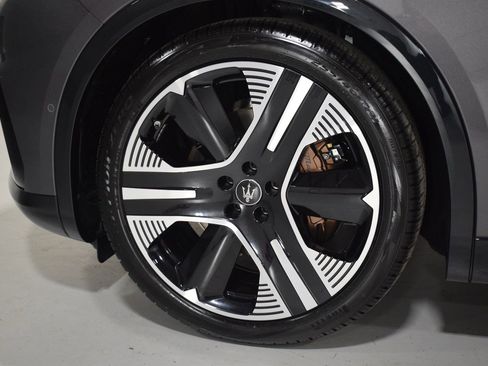New 2025 Maserati Grecale Folgore AWD/4WD image 7