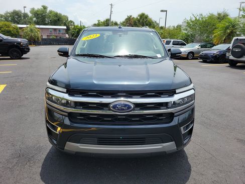 Used 2023 Ford Expedition Limited RWD image 4