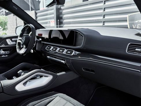 Used 2026 Mercedes-Benz GLS 63 AMG 4MATIC image 38