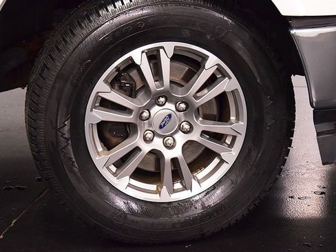 Used 2019 Ford F150 4x4 SuperCrew image 14