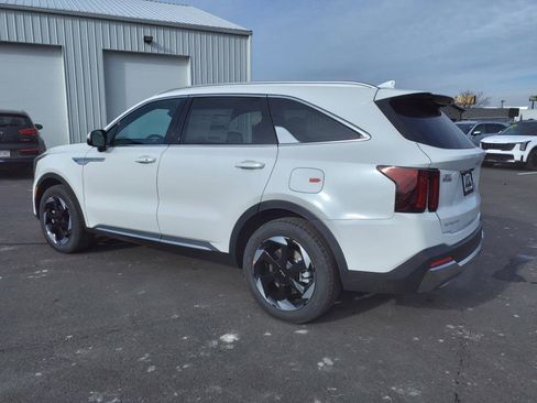 Used 2025 Kia Sorento EX w/ EX Panoramic Sunroof Package image 3