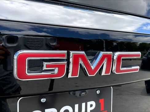 Used 2025 GMC Yukon XL Elevation w/ LPO, Yukon Black Package image 30