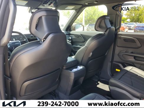 New 2026 Kia Carnival SX w/ SX Dark Edition Package FWD image 13