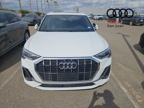 Used 2025 Audi Q3 2.0T Premium w/ Convenience Package image 2