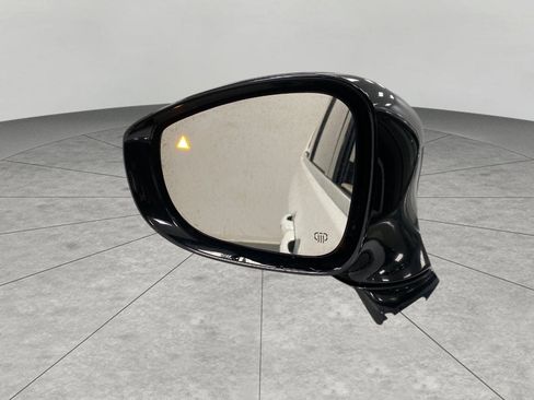 Used 2024 Chrysler Pacifica Touring-L image 20