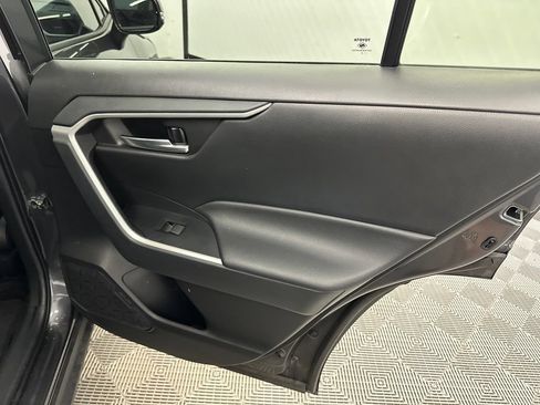 Used 2022 Toyota RAV4 XLE Premium FWD image 17