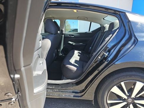 Used 2022 Nissan Altima 2.5 SV image 8