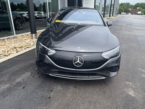 Certified 2023 Mercedes-Benz EQE 500 4MATIC Sedan image 3